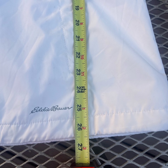 Eddie Bauer Woman’s Hooded Rain jacket-cream -color. Weatheredge line. size M - Picture 11 of 15